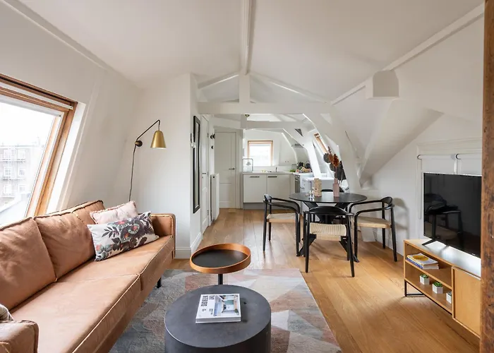 Amsterdam Vondelpark by YAYS Aparthotel